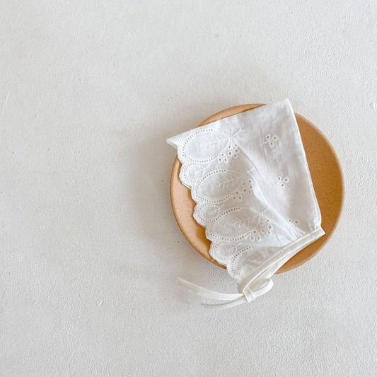 Leaf Blossom Lace Baby Bonnet (0m-3yrs)