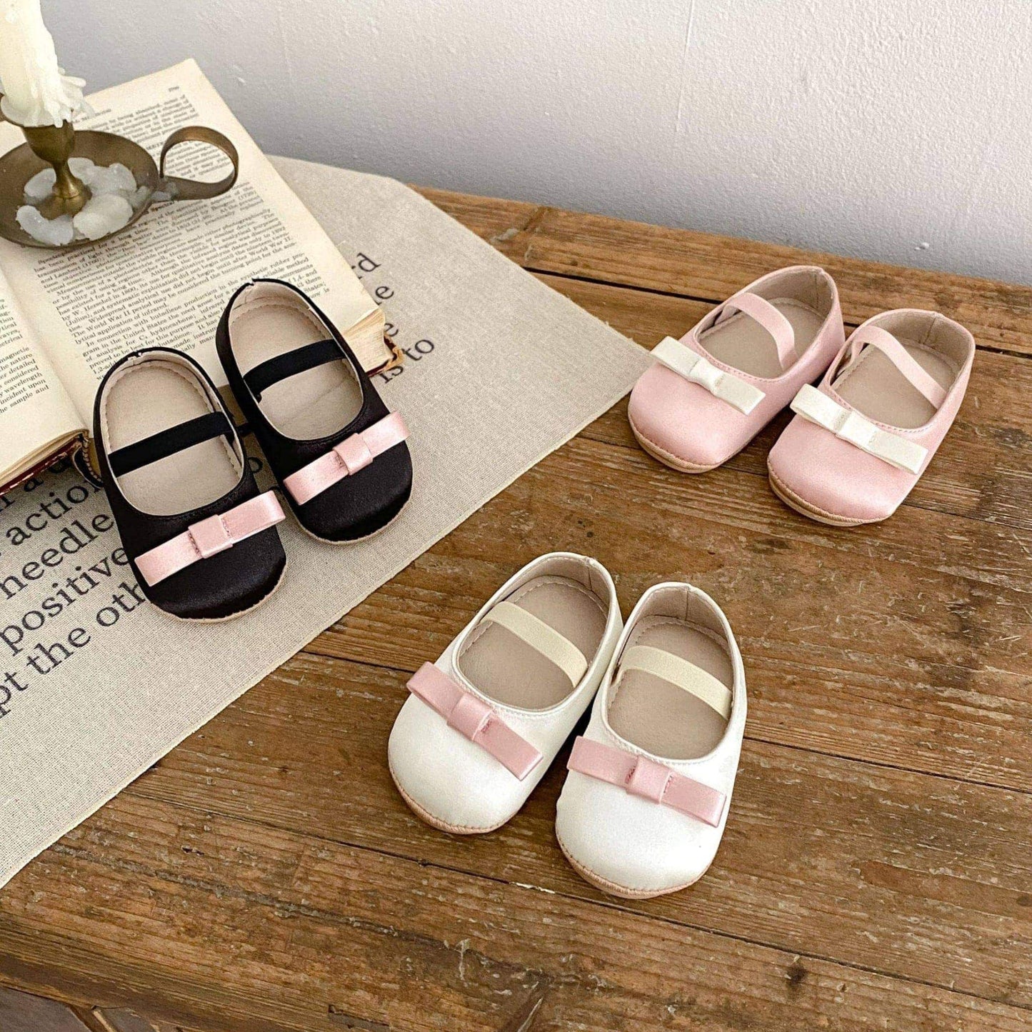 Accent Bow Baby Shoes, Pink (11-13cm)