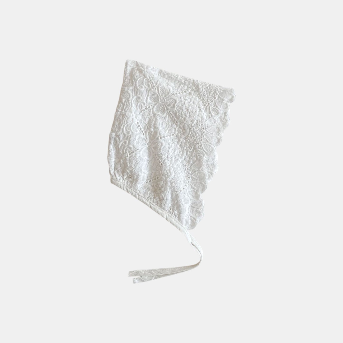 Four Leaf Clover Lace Baby Bonnet (0m-3yrs)