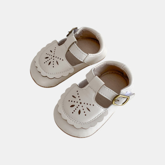 Ivory Scallop Toe Baby Shoes (11-13cm)