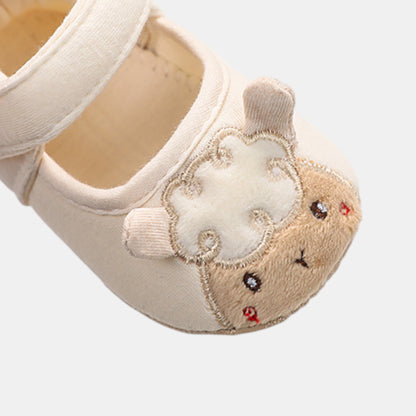Lamb Embroidered Baby Shoes, Cream (11-13cm)