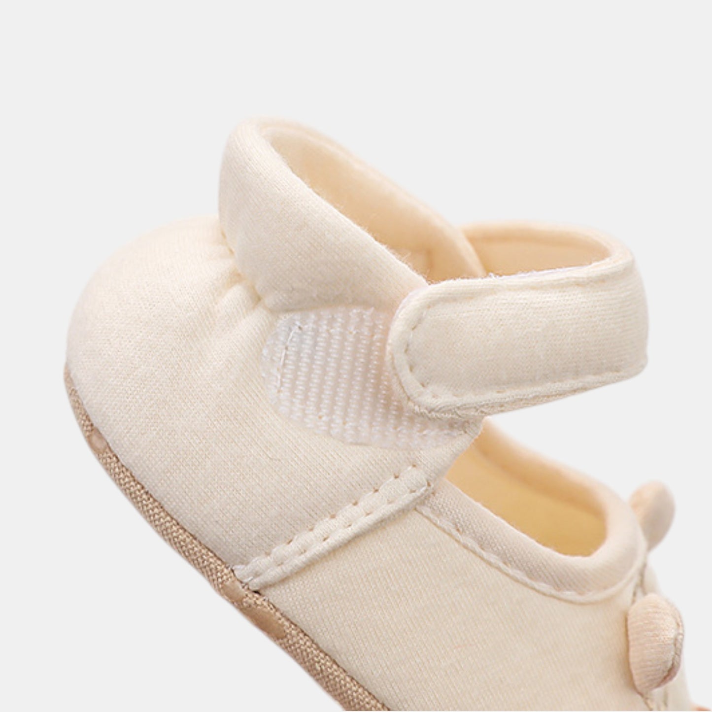 Lamb Embroidered Baby Shoes, Cream (11-13cm)