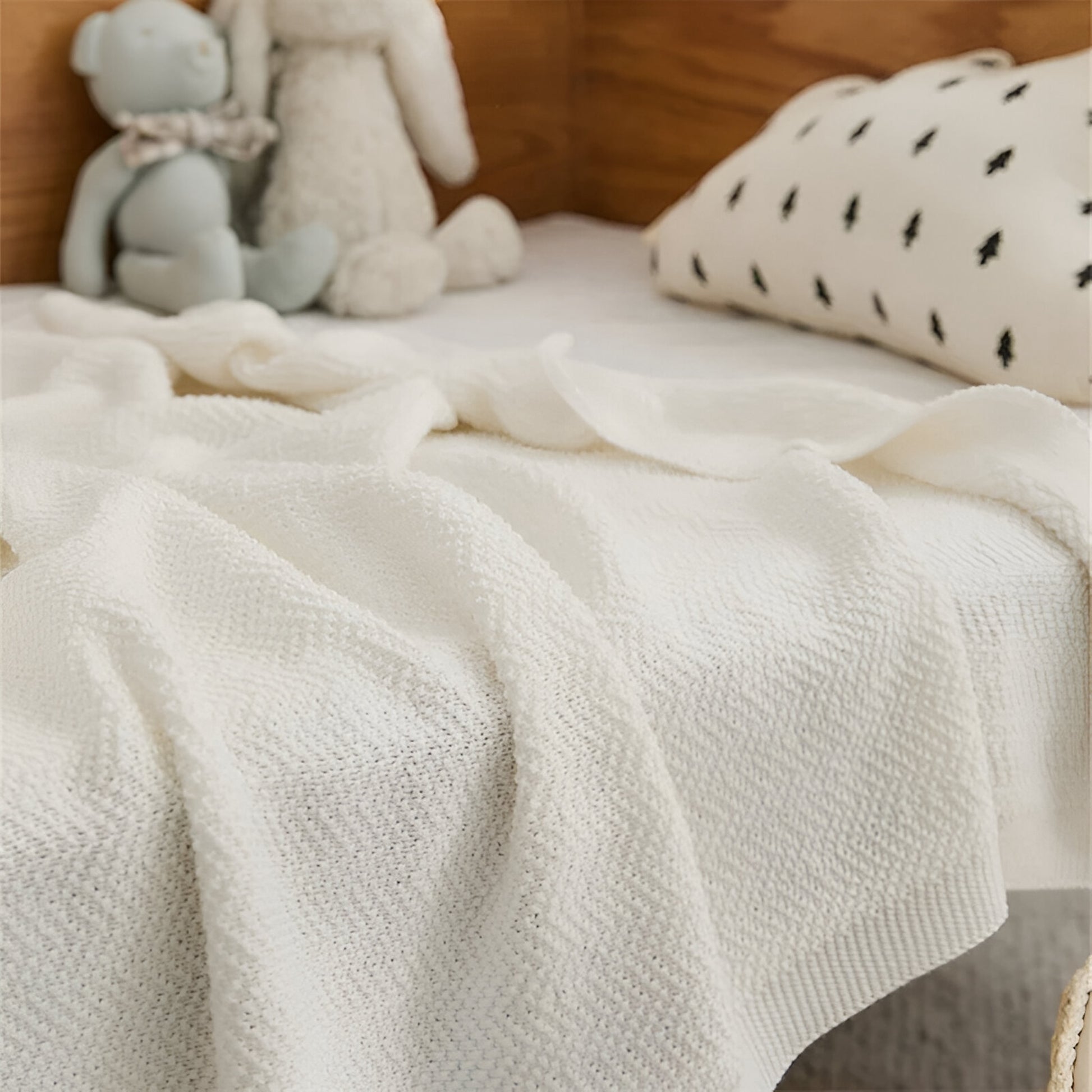 OEKO-TEX® White Waves Knitted Cotton Blanket - Side Detail - Bambisserie