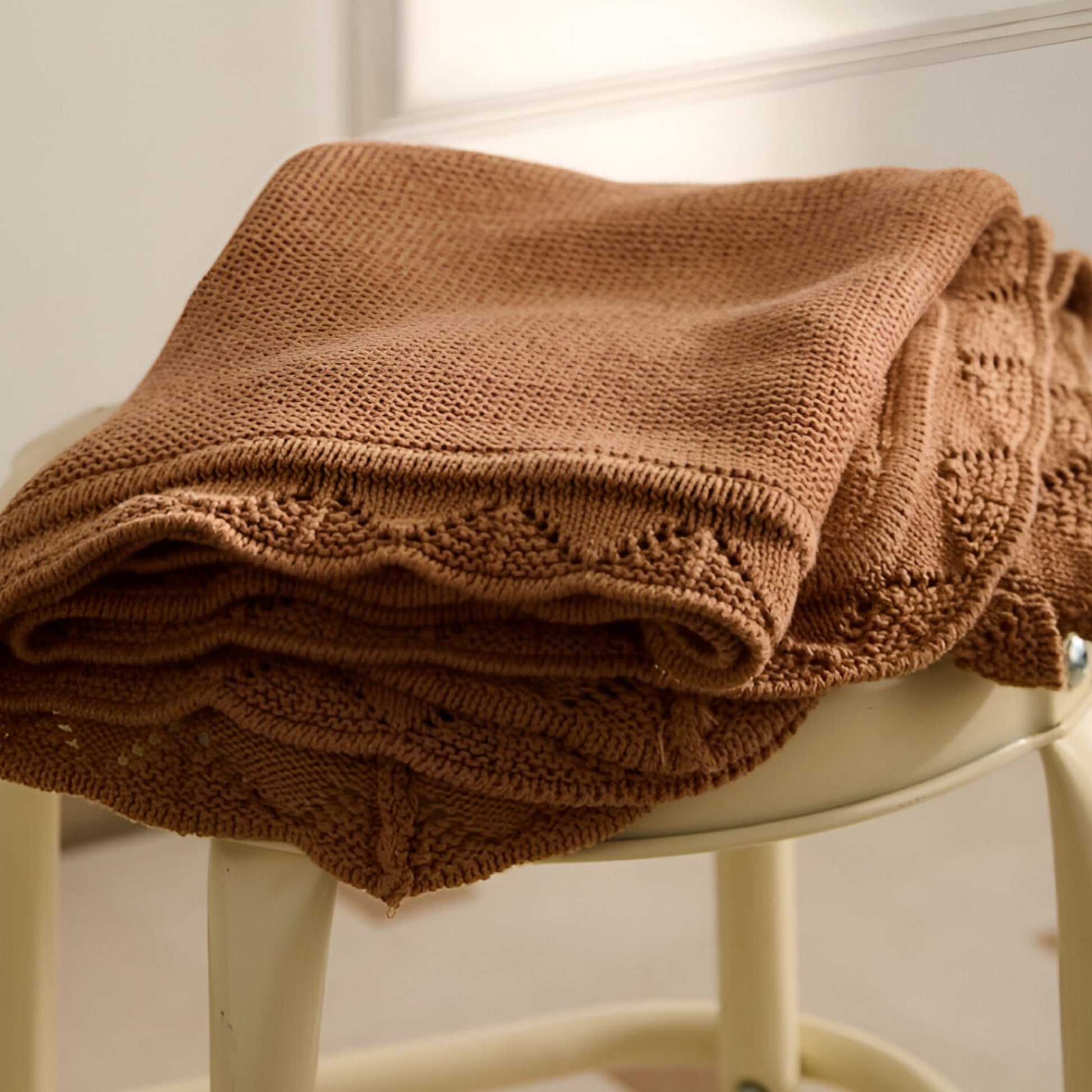 OEKO-TEX® Lullaby Knitted Cotton Blanket, Hazelnut - Detail - Bambisserie