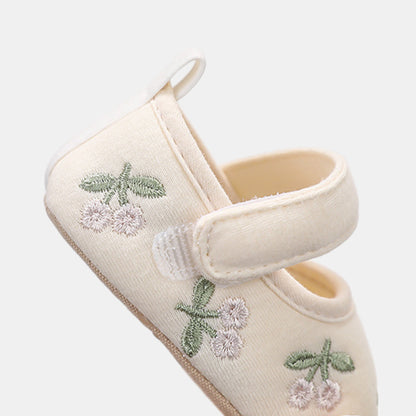 Secret Garden Embroidered Baby Shoes, Cream (11-13cm)